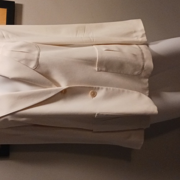 Cream color women blazer, sz 10 - Picture 2 of 5